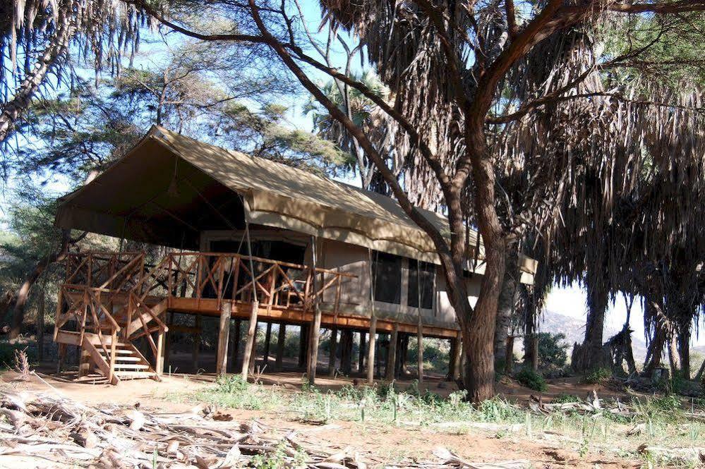 Elephant Bedroom Camp Archers Post Esterno foto