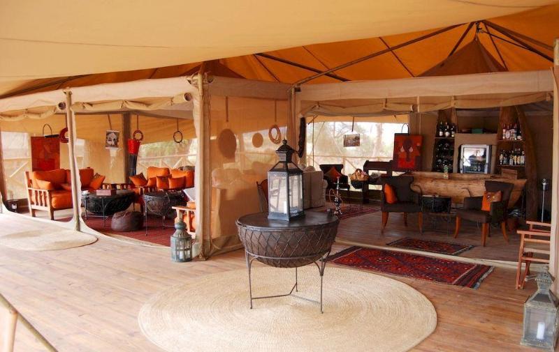 Elephant Bedroom Camp Archers Post Esterno foto